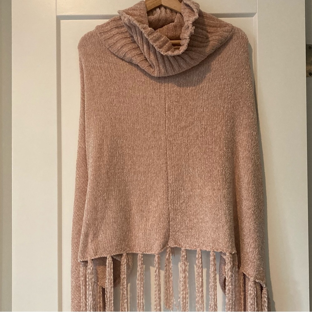 Knit Poncho One Size NWT